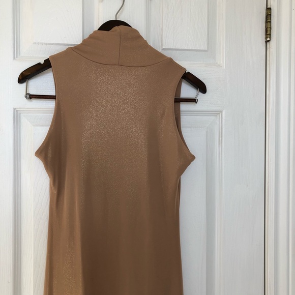Axara Paris gold shimmer sheath dress. Made in France 🇫🇷 Size small - Picture 5 of 6